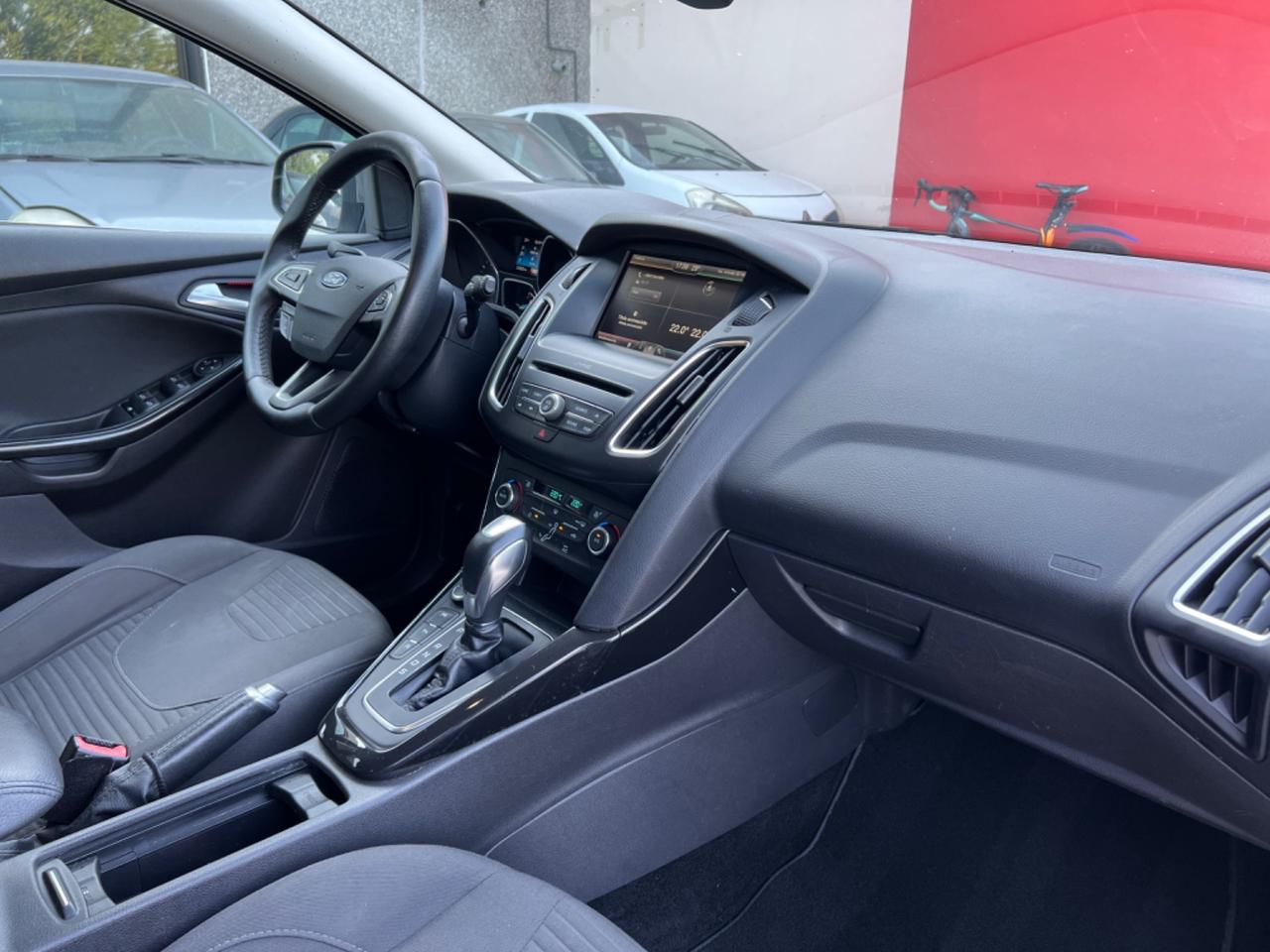 Ford Focus 1.5 TDCi 120 CV Start&Stop Powershift Titanium