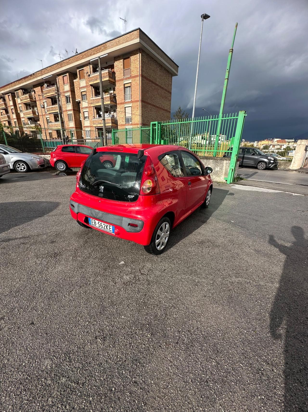 Peugeot 107 1.0 68CV 3p. Desir