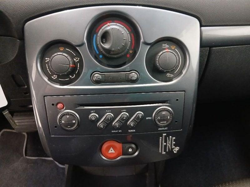 Renault Clio 5p 1.2 16v Le Iene c/CL