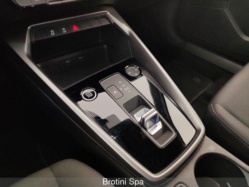Audi A3 SPB 30 TDI S tronic Business