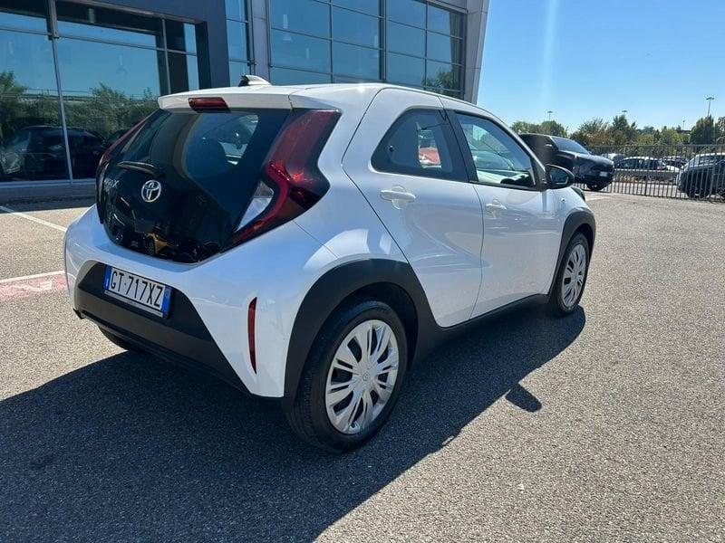 Toyota Aygo X 1.0B (72 CV) Active S-CVT