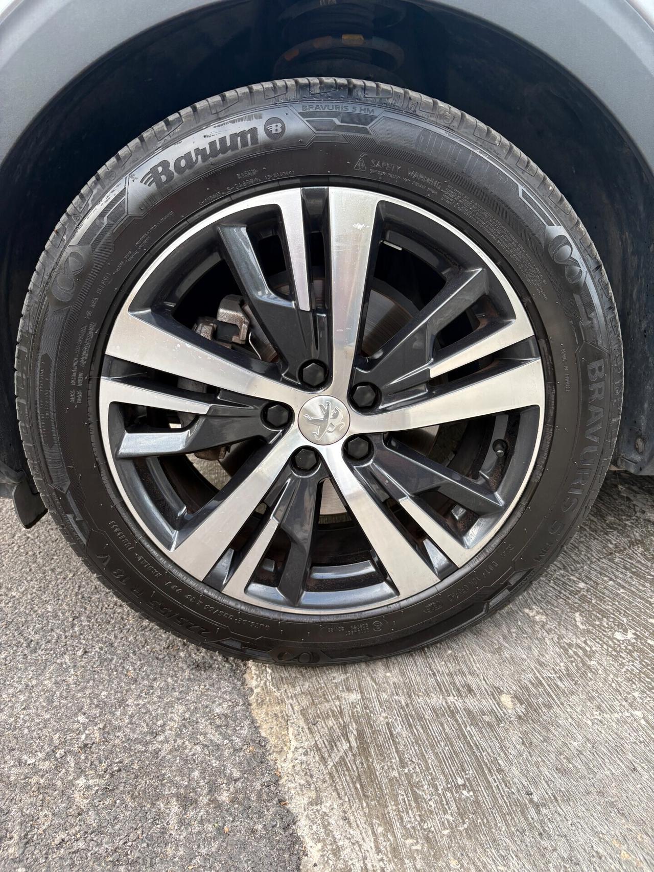 Peugeot 3008 Allure 1.6 BlueHDi 120