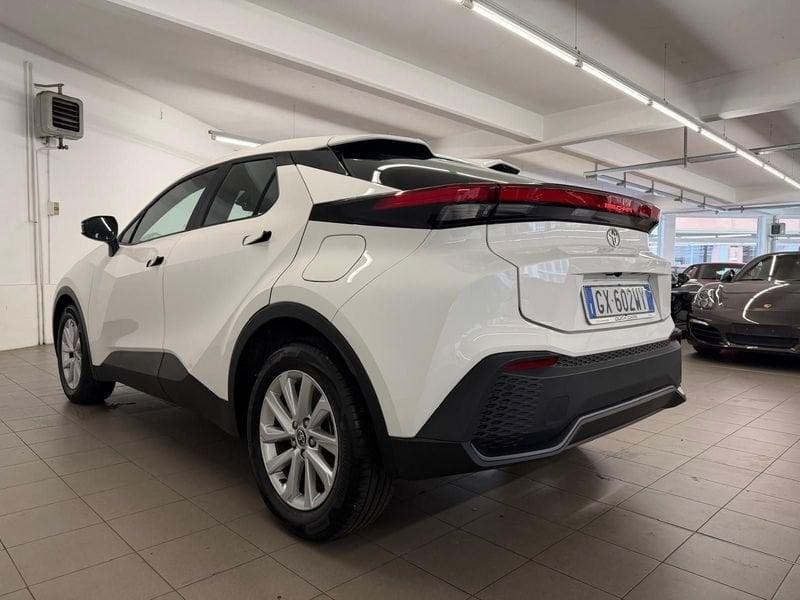 Toyota C-HR 1.8 HV E-CVT Active