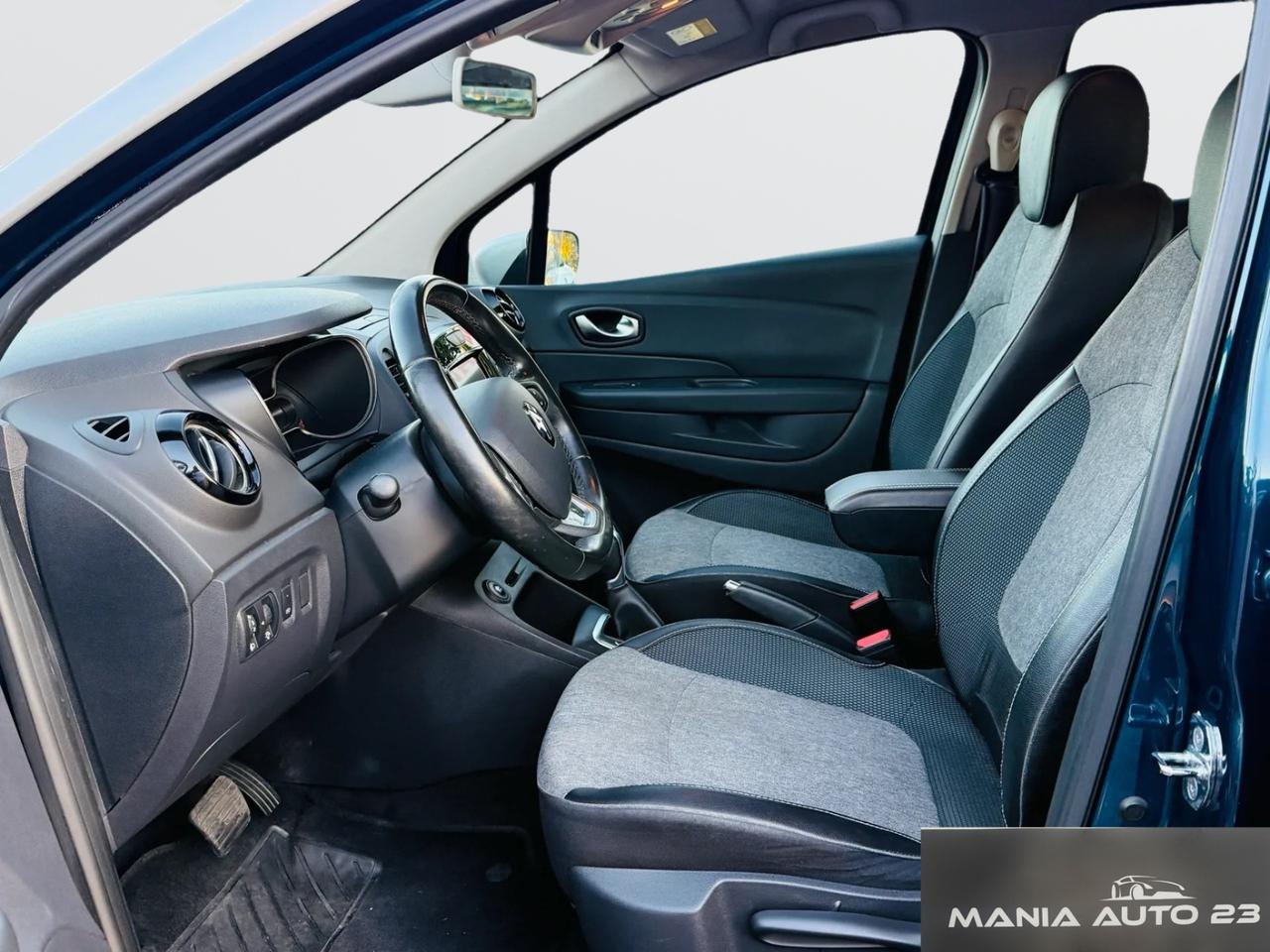 Renault CAPTUR AUTOMATICA 1.3 150 CV 5 porte Intens*UNIPRO*