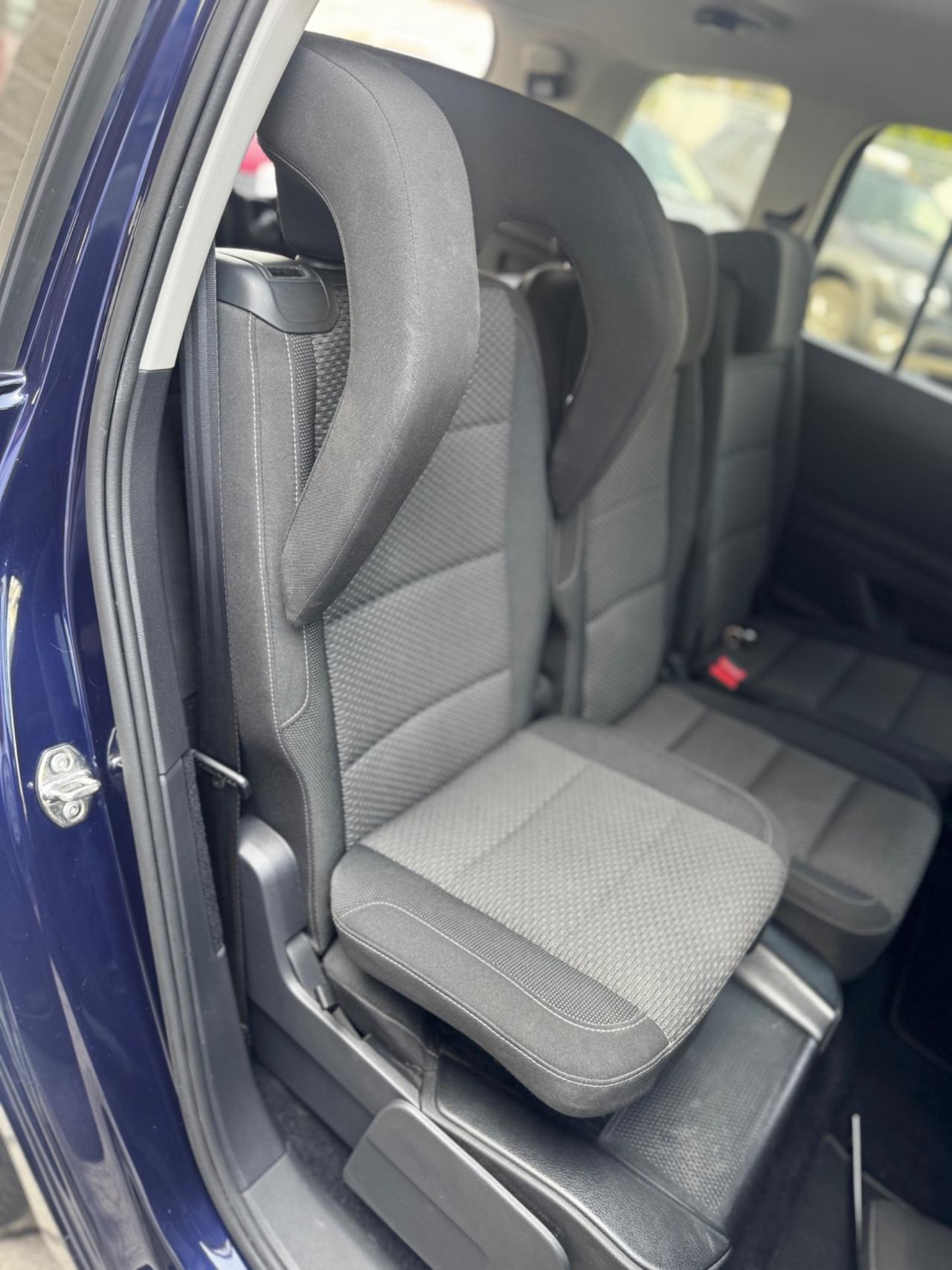 Volkswagen Touran 1.6 TDI 115 CV SCR DSG Comfortline BlueMotion Tech.