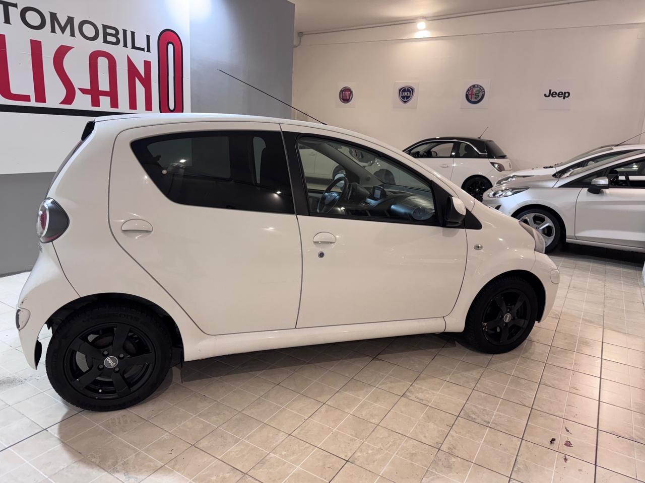 Toyota Aygo 1.0 12V VVT-i 5 porte Sol Connect