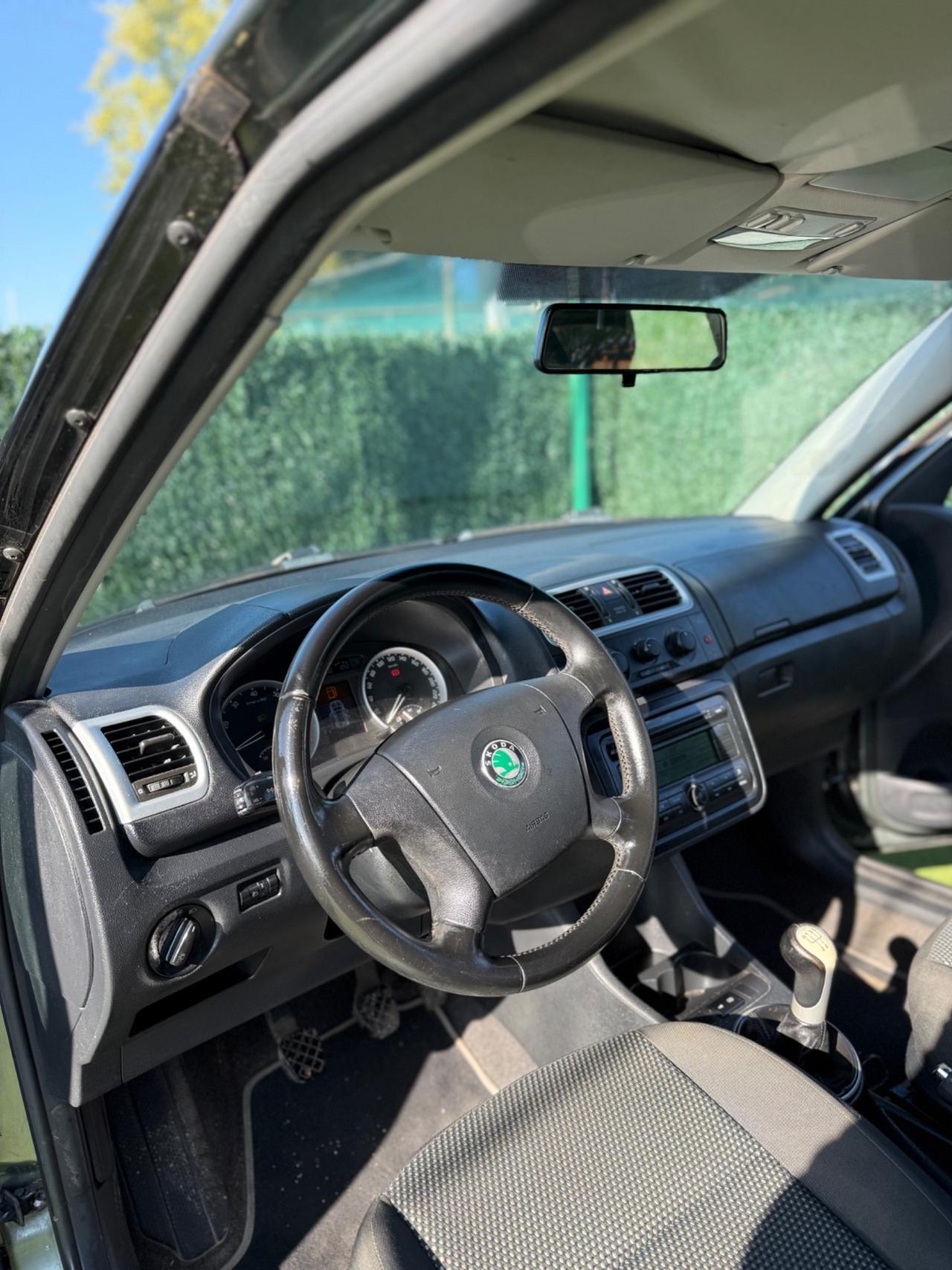 Skoda ROOMSTER 1.4 BENZINA 170000KM NEOPATENTATI