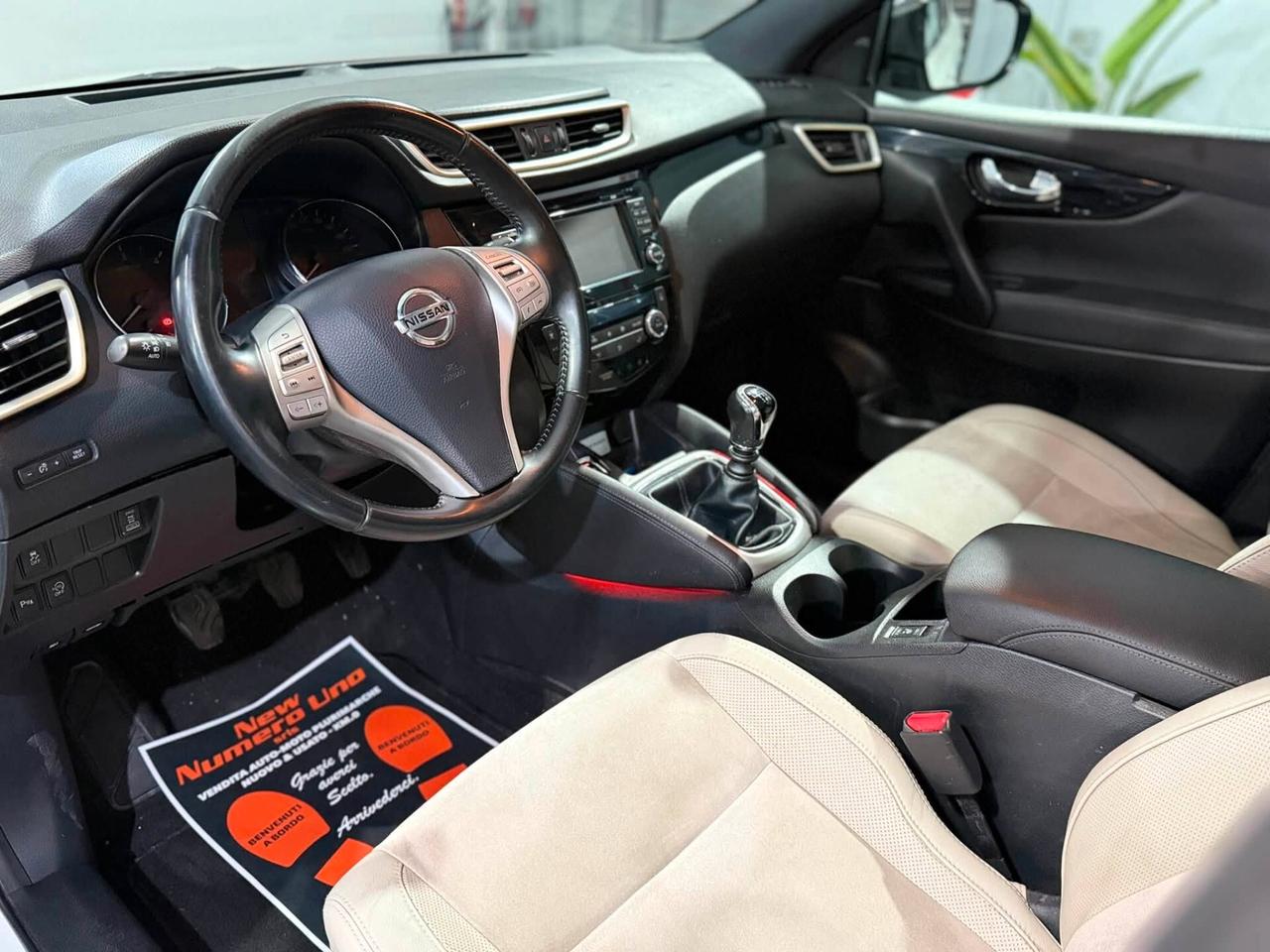 NISSAN QASHQAI 1.6 dCi 130cv Tekna 2014