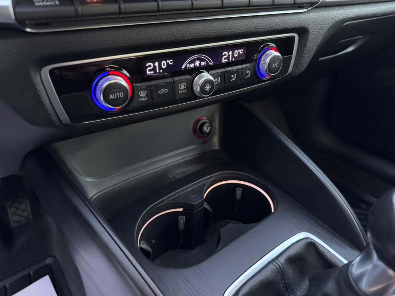 AUDI A3 Sportback 1.6 Tdi Admired S-LINE-Led Navi