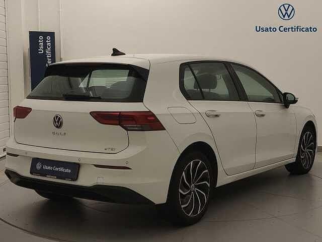 Volkswagen Golf 8ª serie 1.0 eTSI EVO DSG Life