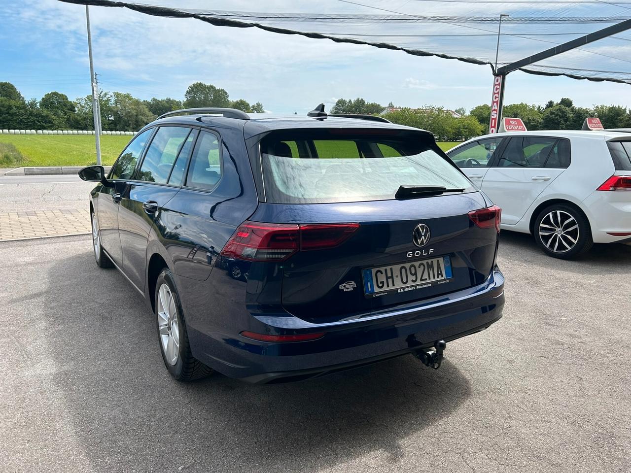 VW GOLF VARIANT 2.0 TDI 116CV Life - GANCIO TRAINO