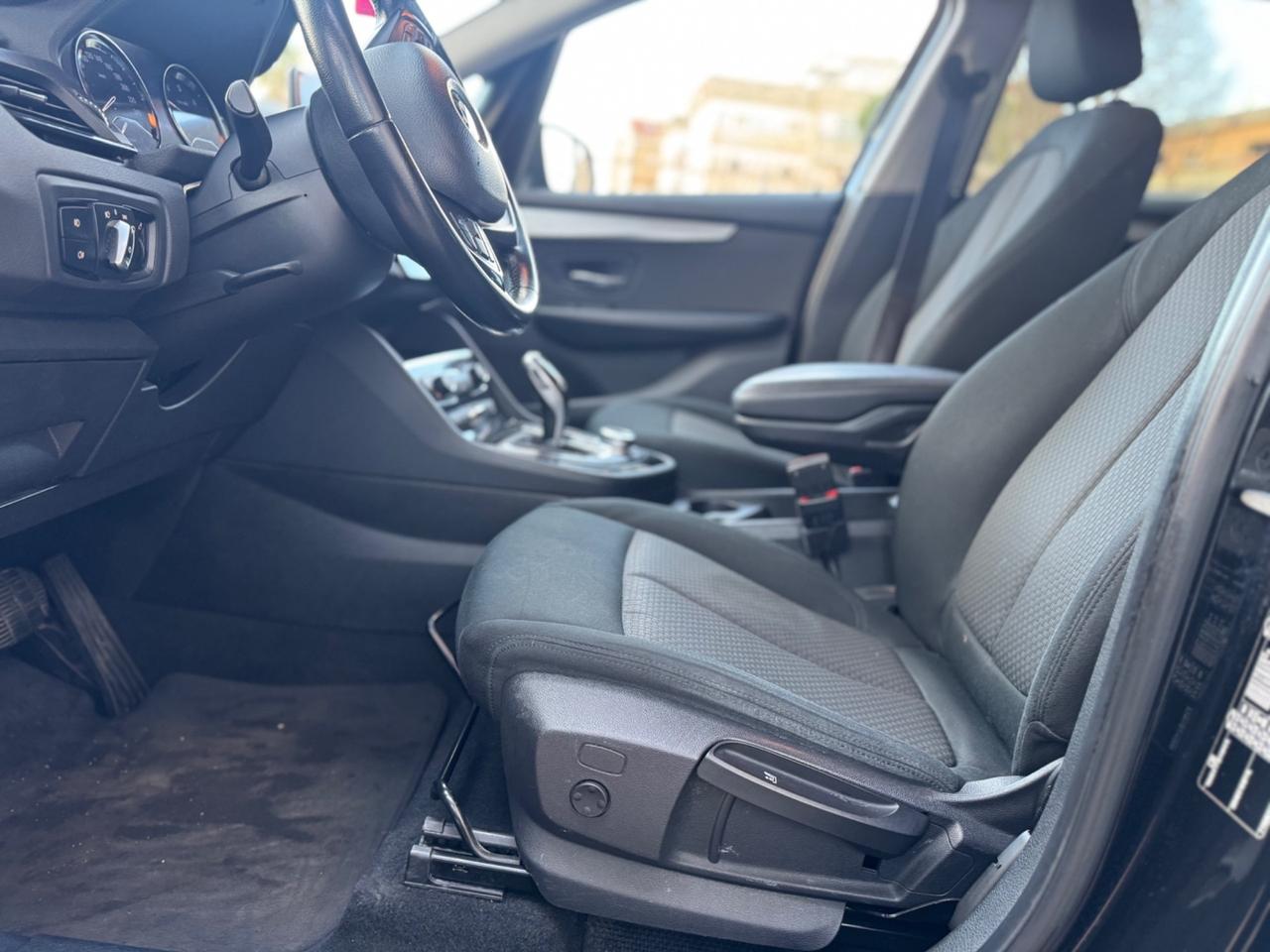 Bmw 2er Active Tourer 216d Advantage