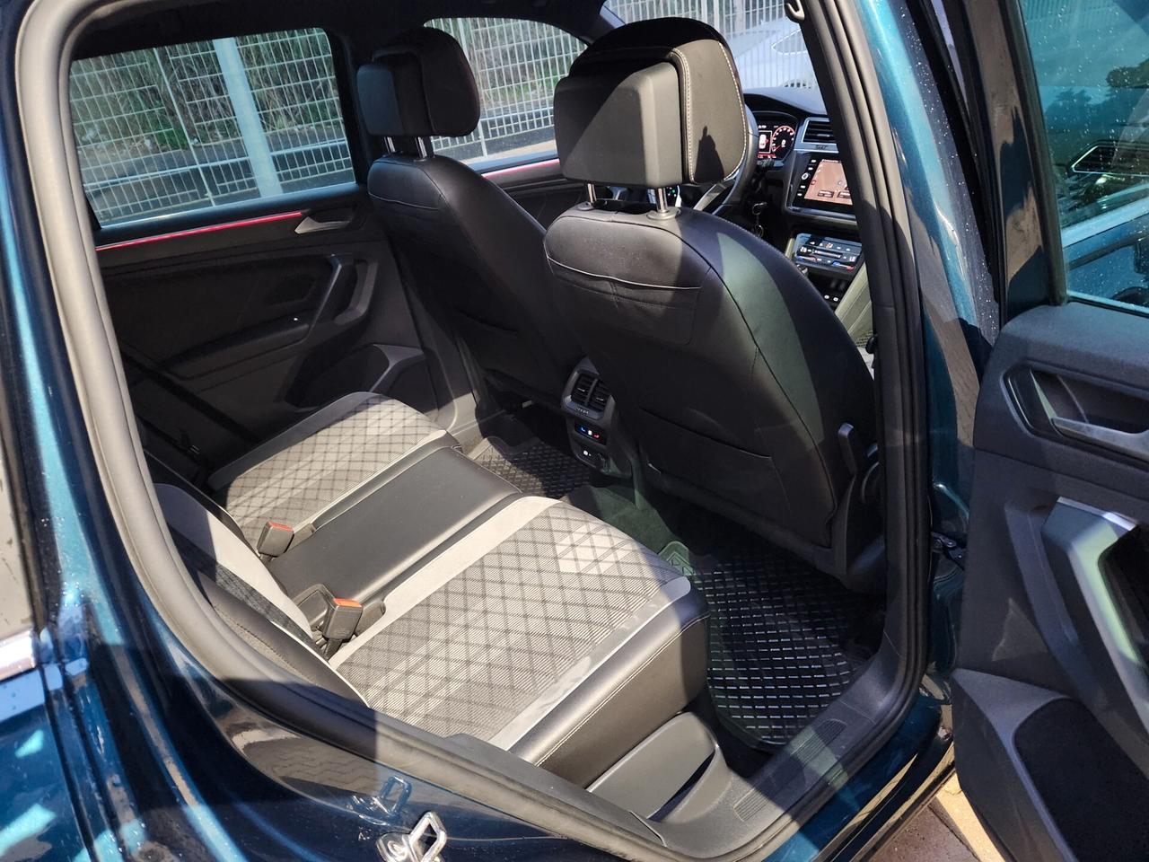 Volkswagen Tiguan RLINE