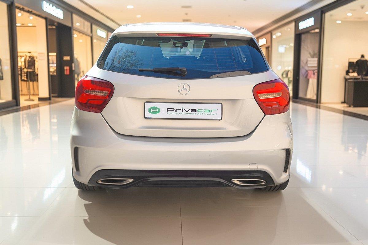 MERCEDES A 200 d Automatic 4Matic Premium