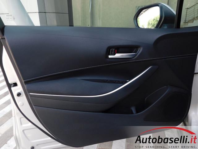 TOYOTA Corolla 1.8 HYBRID BUSINESS AUTOMATICA E-CVT, NAVIGATORE