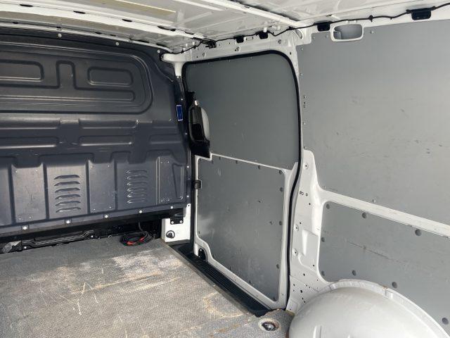 MERCEDES-BENZ Vito LONG 111 BUSINESS CARGO