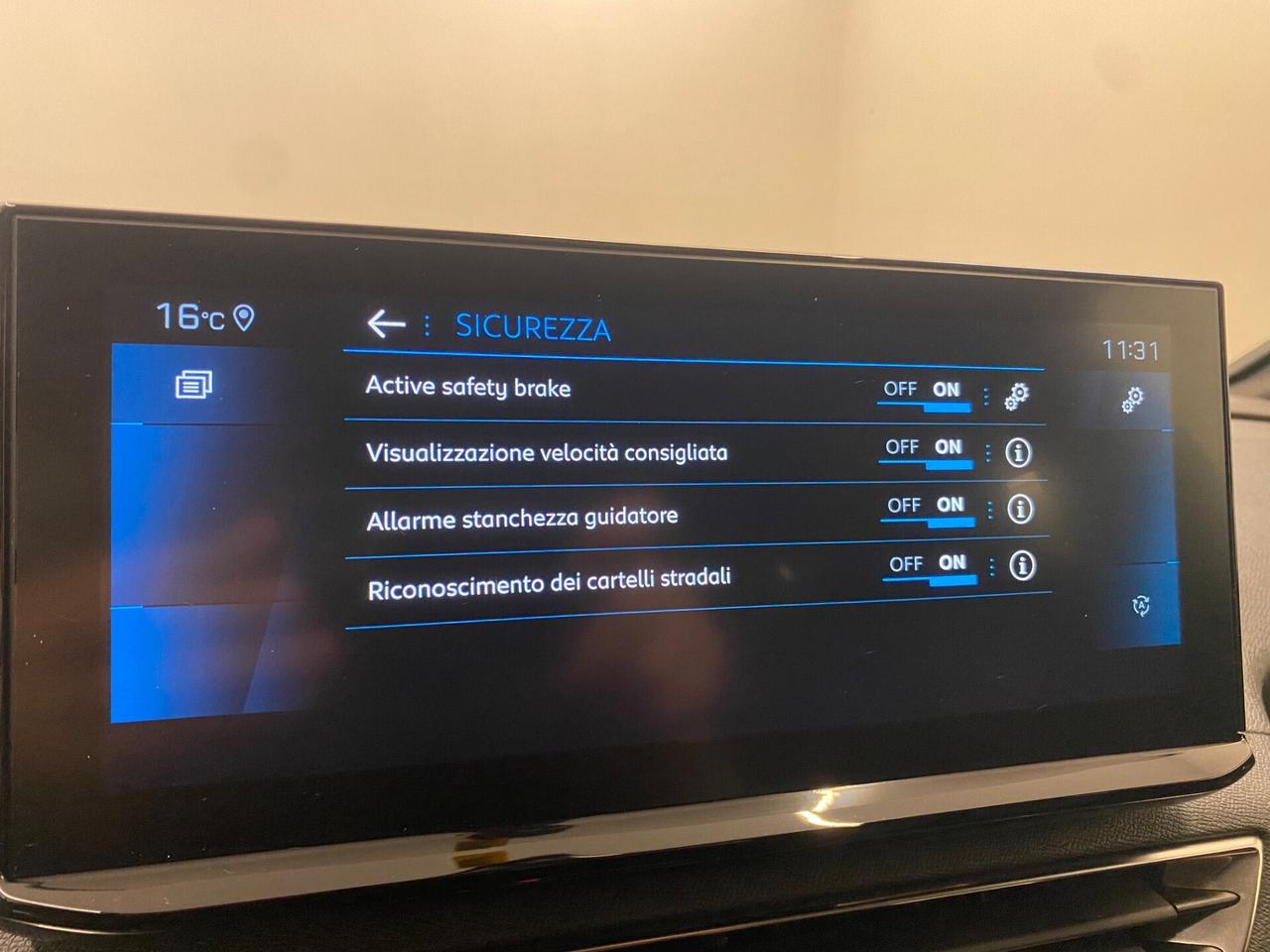 Peugeot 3008 BlueHDi 130 S&S EAT8 Allure Pack