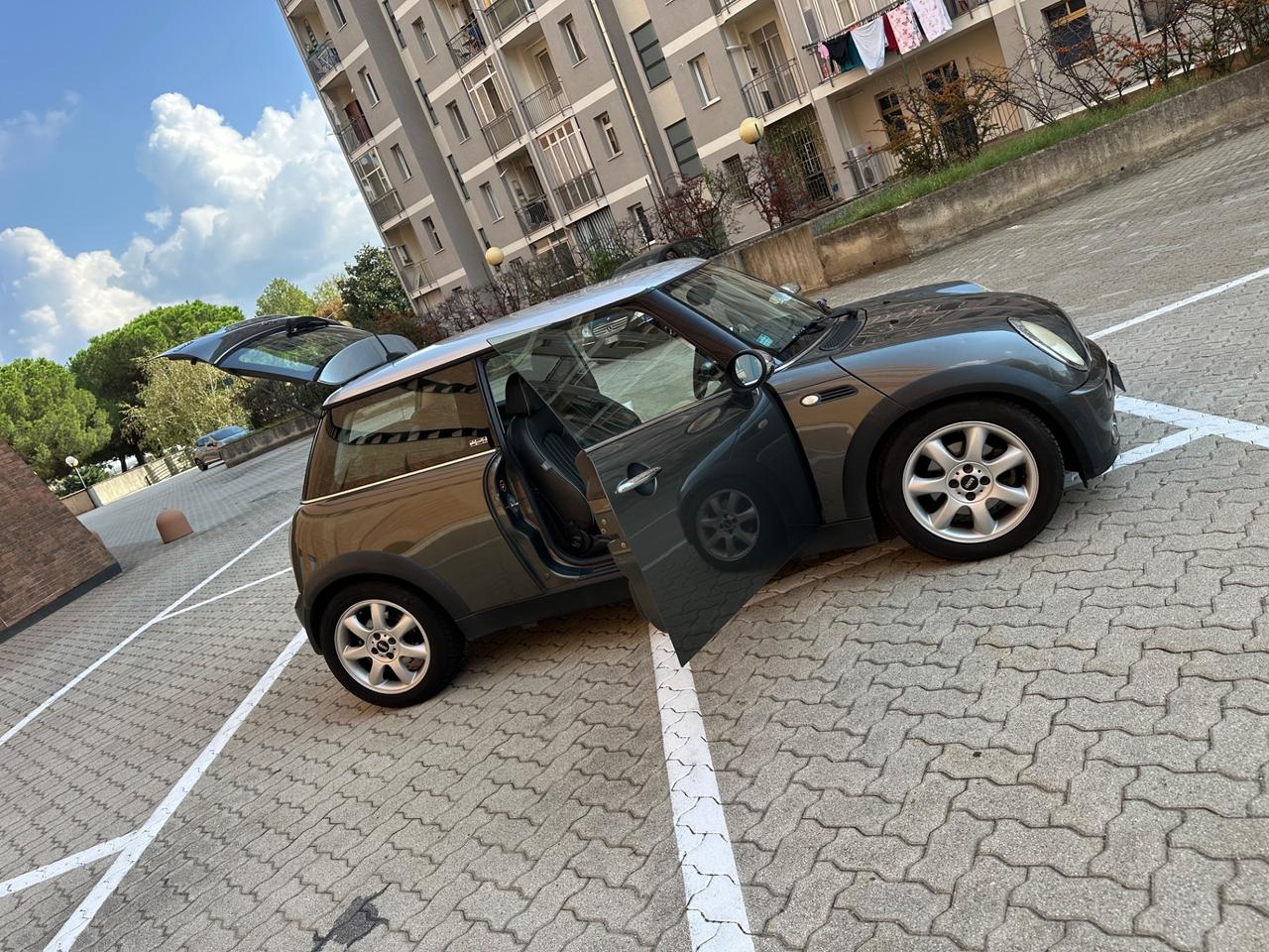 Mini 1.6 16V One Park Lane