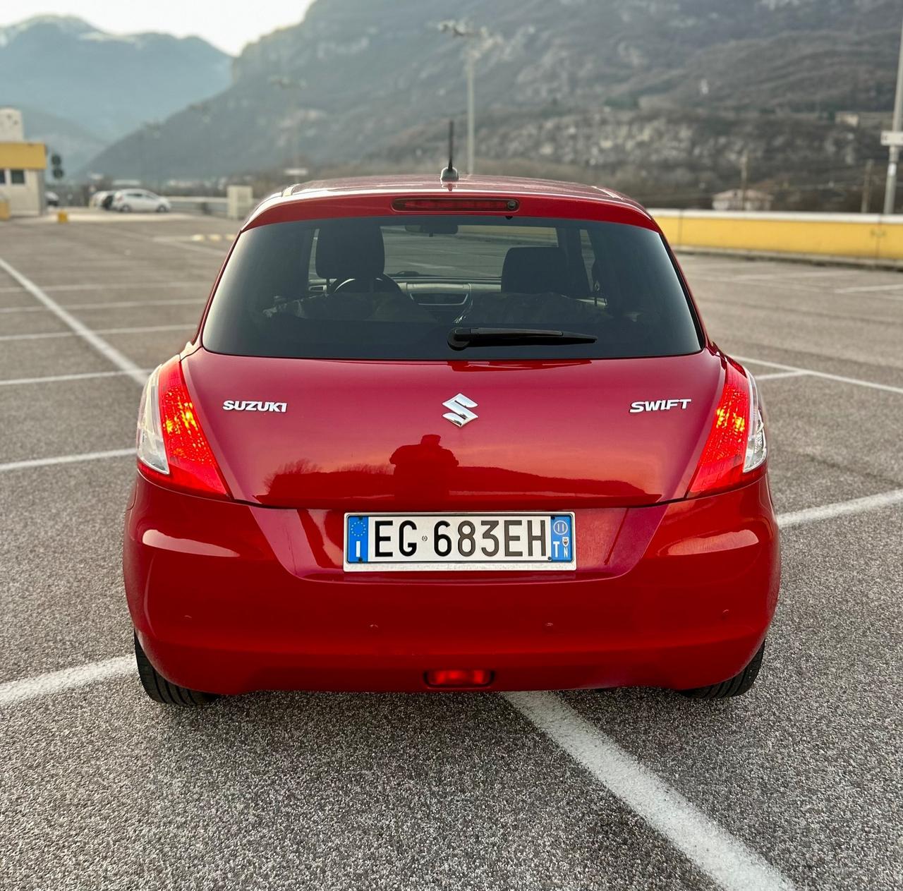Suzuki Swift 5p GL Top Red Edition Neopatentati
