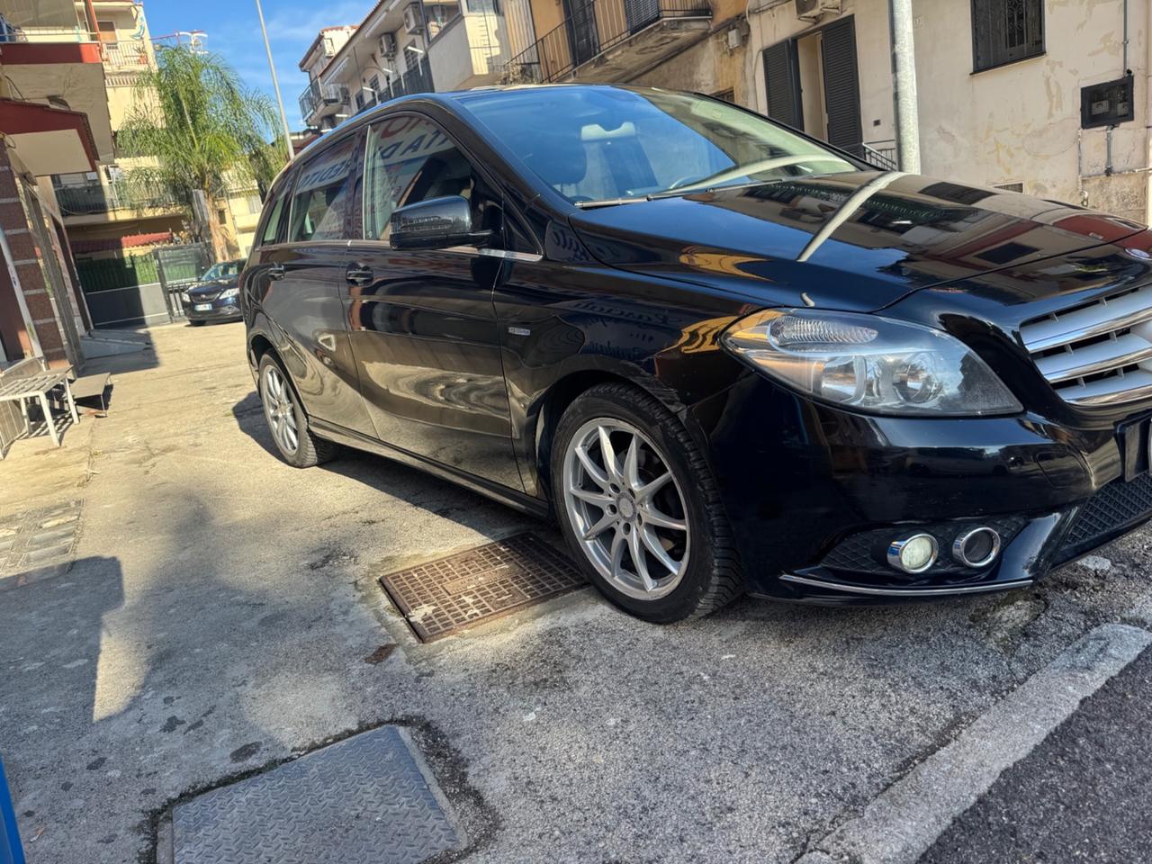 Mercedes-benz B 180 CDI BlueEFFICIENCY Premium