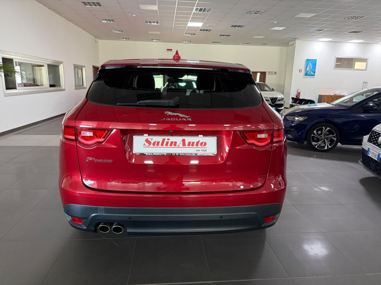 Jaguar F-Pace 2.0 D 180 CV AWD aut. R-Sport