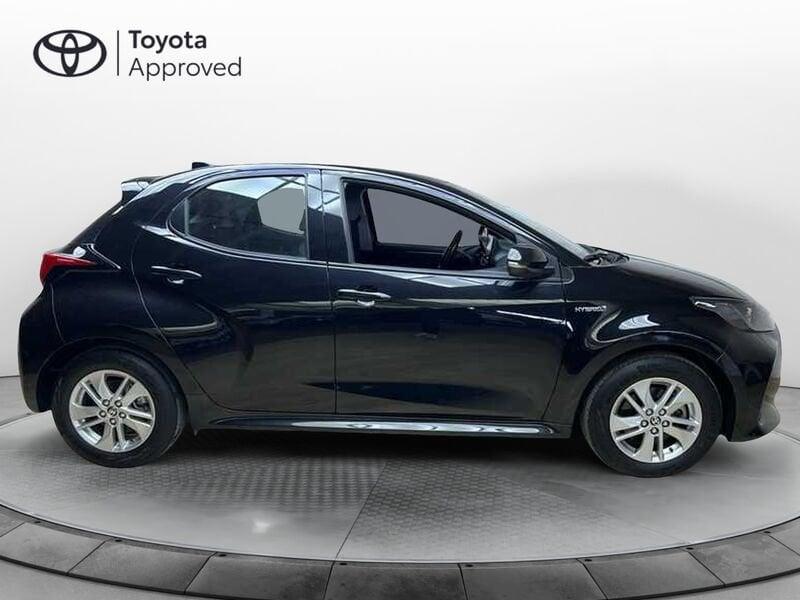 Toyota Yaris 1.5 hybrid Active