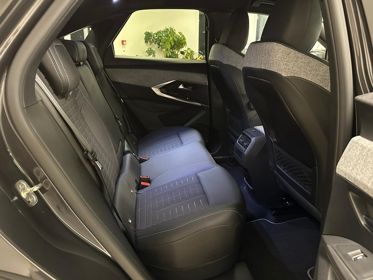 Peugeot 3008 Hybrid 145 e-DCS6 GT - 2025