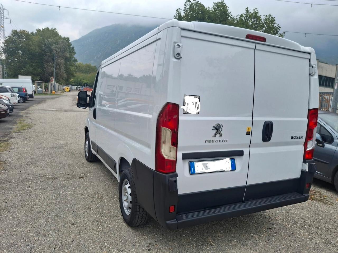 Peugeot Boxer 328 2.2 BlueHDi 120 S&S PC-TN Furgone