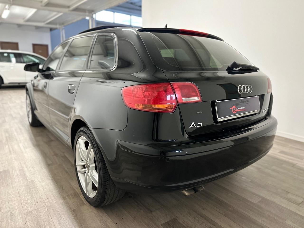 Audi A3 SPB 2.0 TDI Ambition TETTO PANORAMA