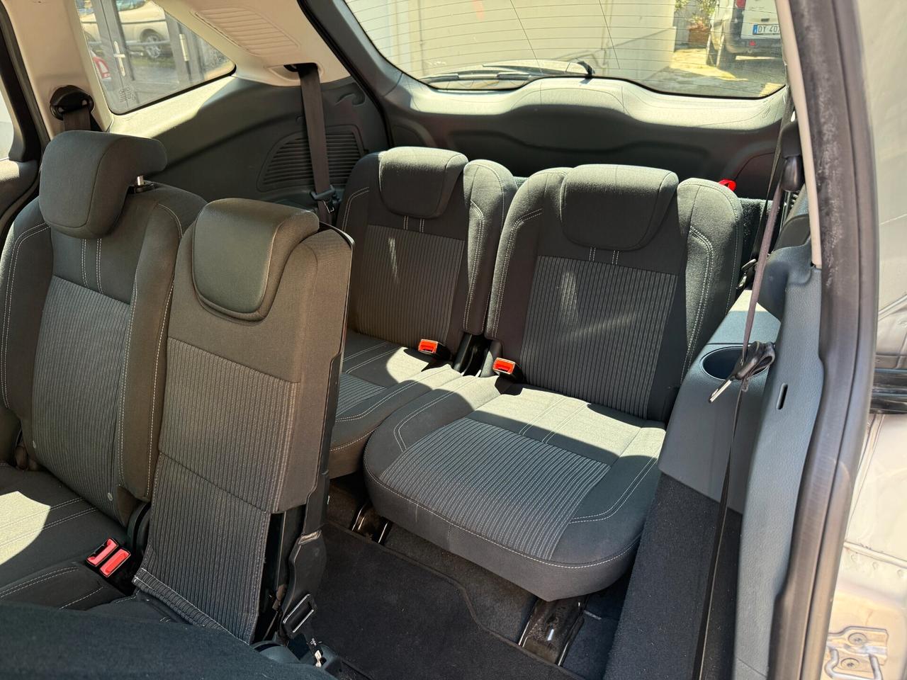 Ford C-Max 1.6 EcoBoost 150CV Titanium 7 POSTI