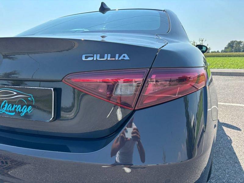 Alfa Romeo Giulia CINGHIA FATTA - 2.2 diesel 150cv