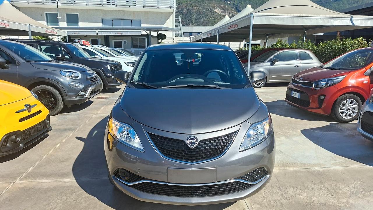 Lancia Ypsilon 1.2 69 CV 5 porte 2017