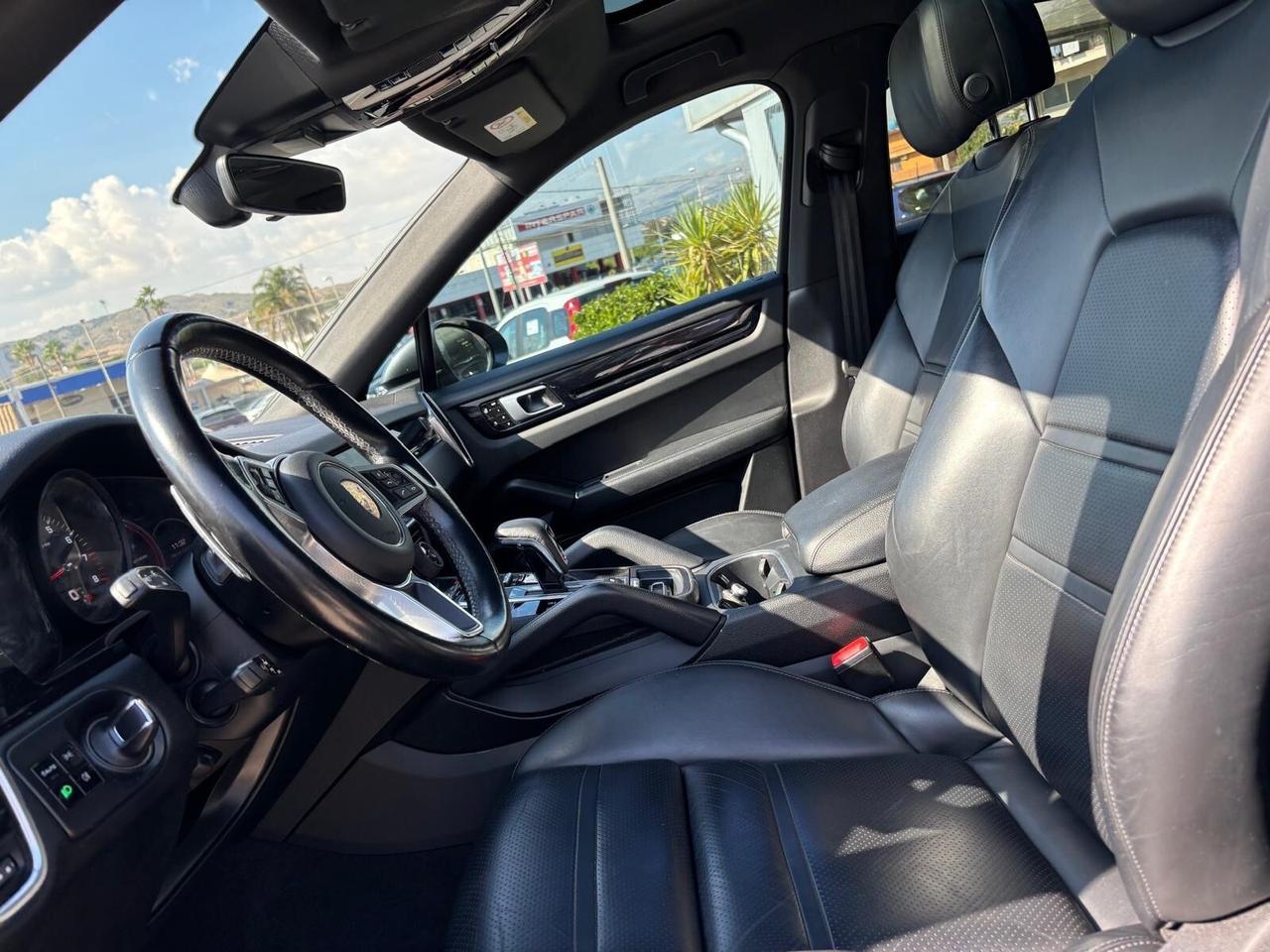 porsche cayenne coupè NOLEGGIO NO SCORING