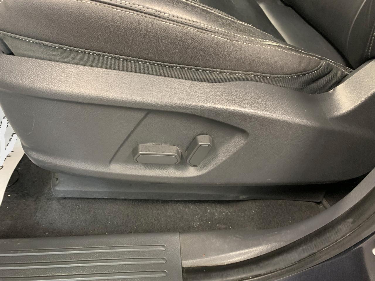 Ford Ranger 2.0 TDCi DC Limited 5 posti 4X4