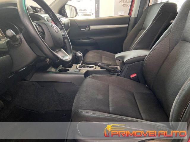 TOYOTA Hilux 2.4 D-4D 4WD 4 porte Double Cab Comfort