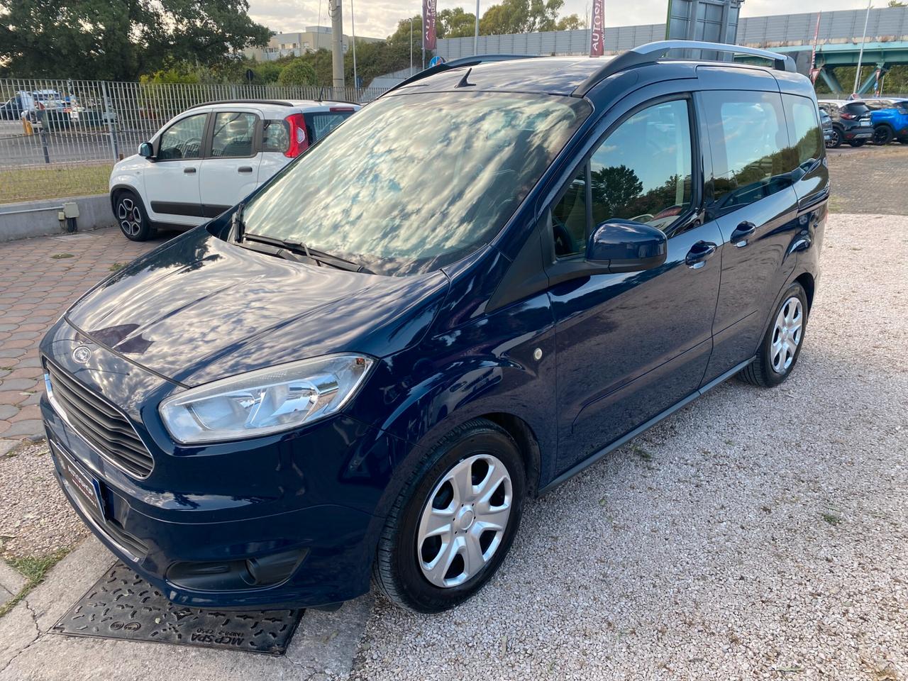 FORD - Tourneo Courier - Courier 1.5 TDCI 75 CV Titanium - GANCIO TRAINO - PERMUTE - FINANZIABILE