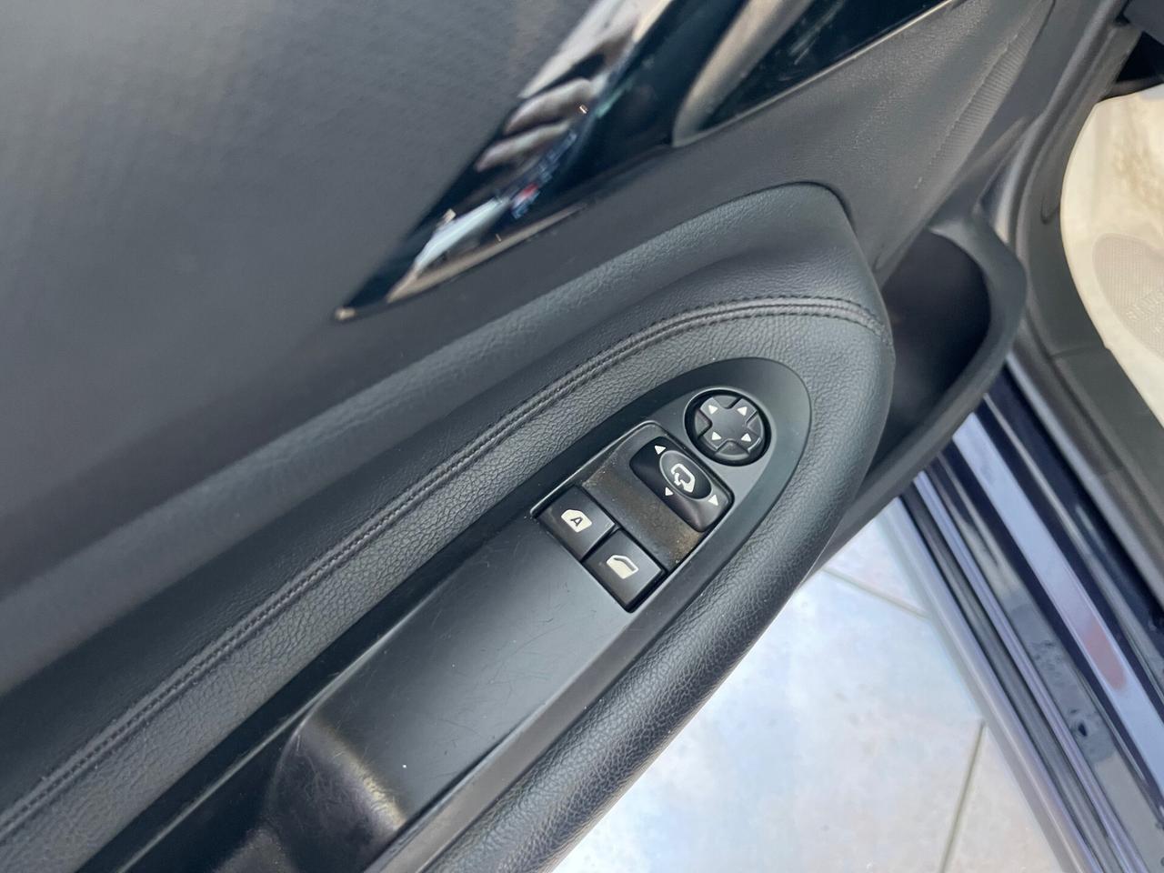 Ds DS3 3 1.2 VTi 82 Chic