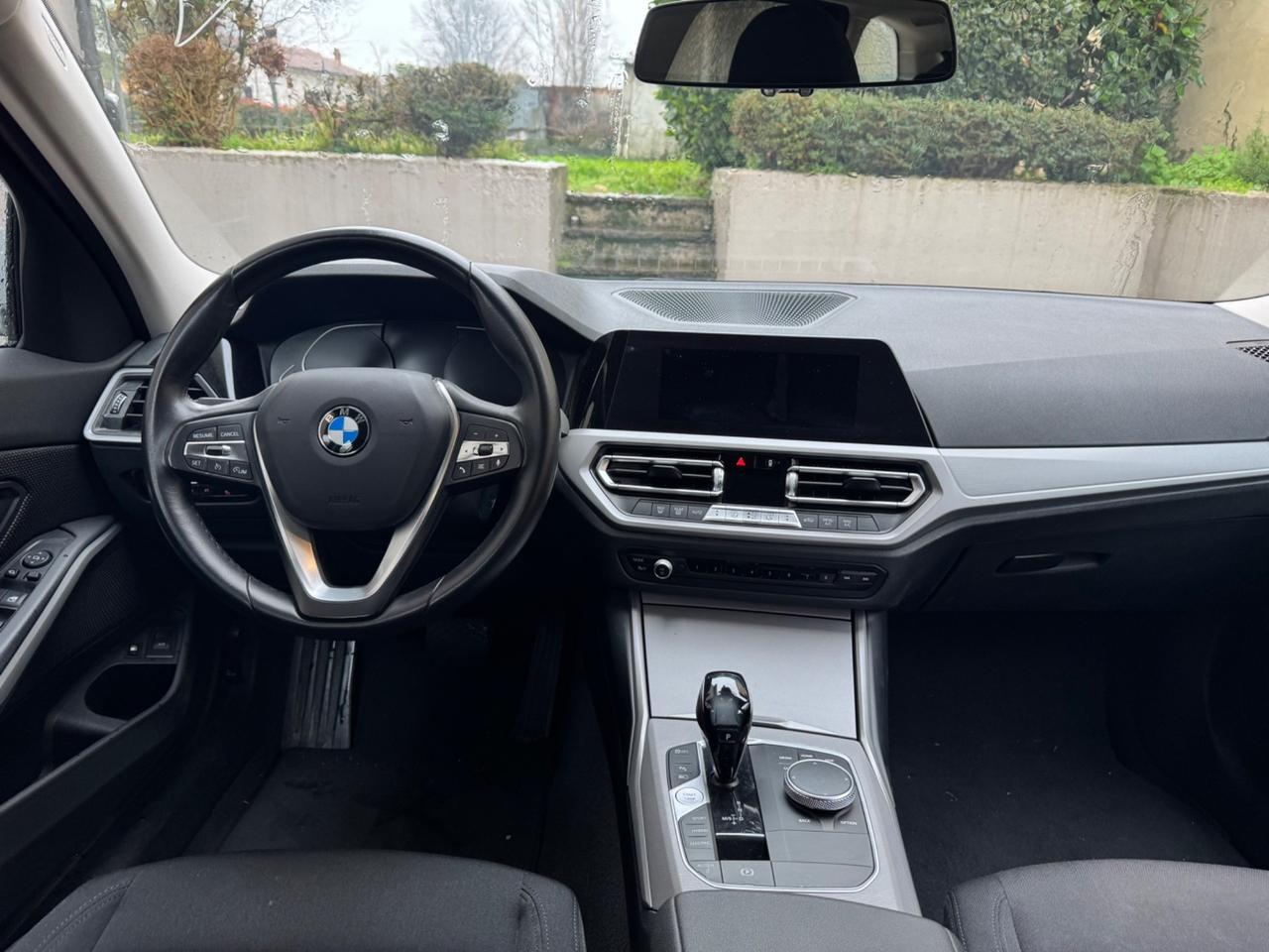 Bmw 330 330e xDrive Touring Business Advantage