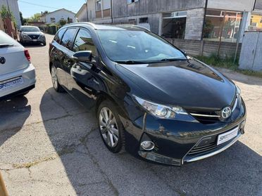 TOYOTA Auris Touring Sports 1.8 Hybrid Active Plus