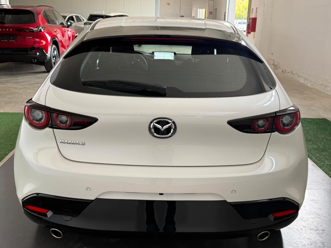 Mazda 3 Mazda3 e-Skyactiv-G M Hybrid Centre Line