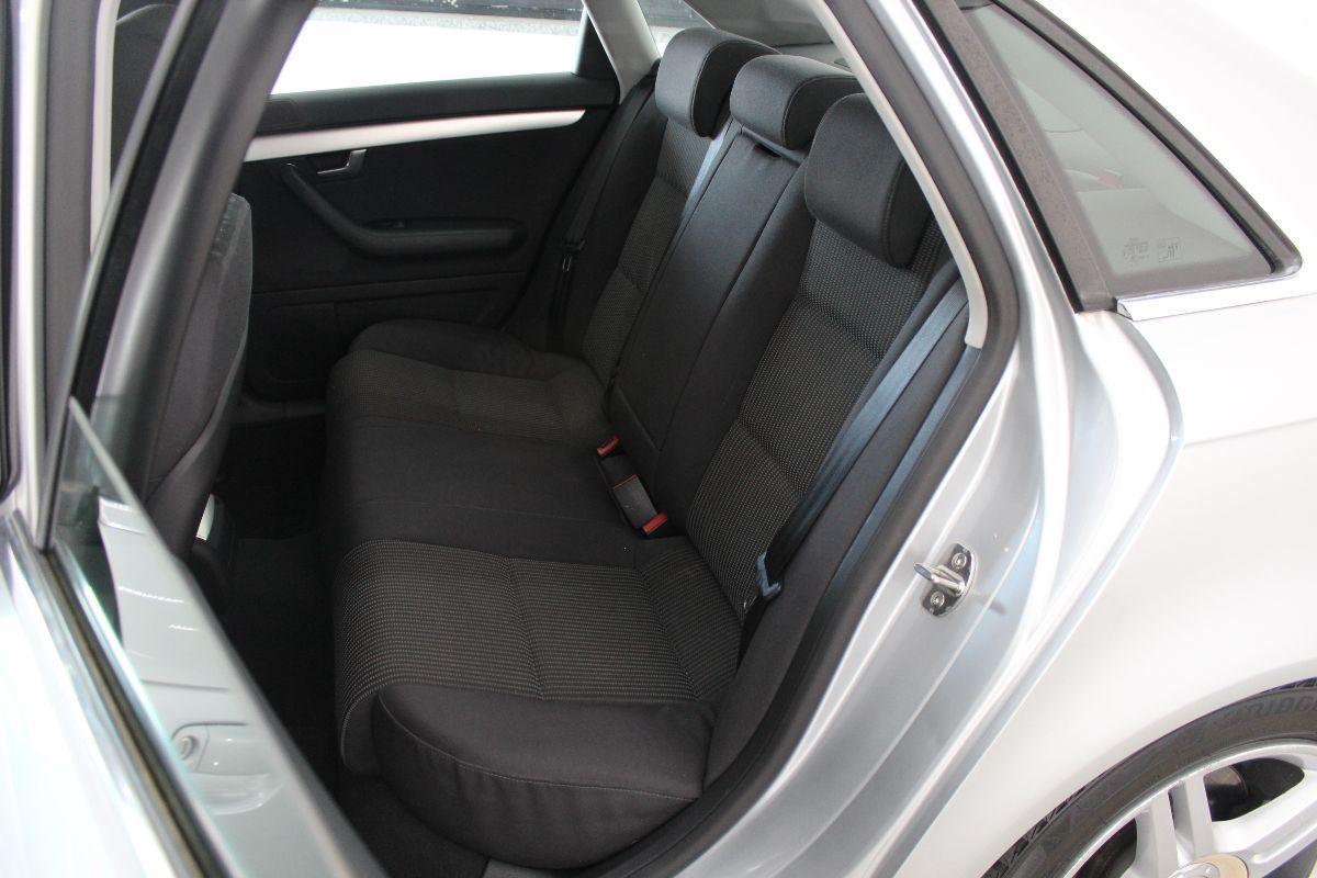 AUDI - A4 - 3.0 TDI quattro S tronic