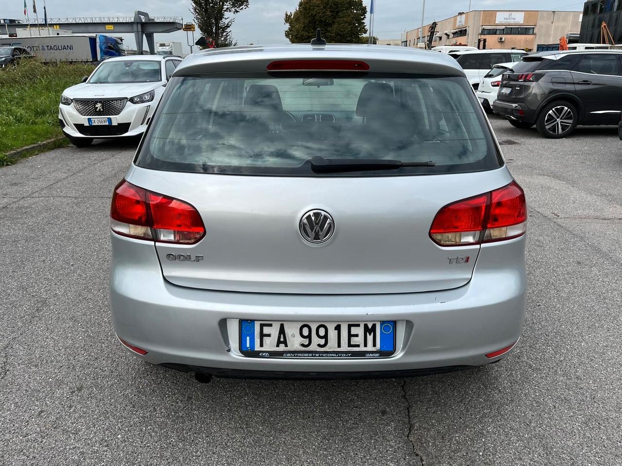 Volkswagen Golf 1.6 TDI DPF 5p. Highline