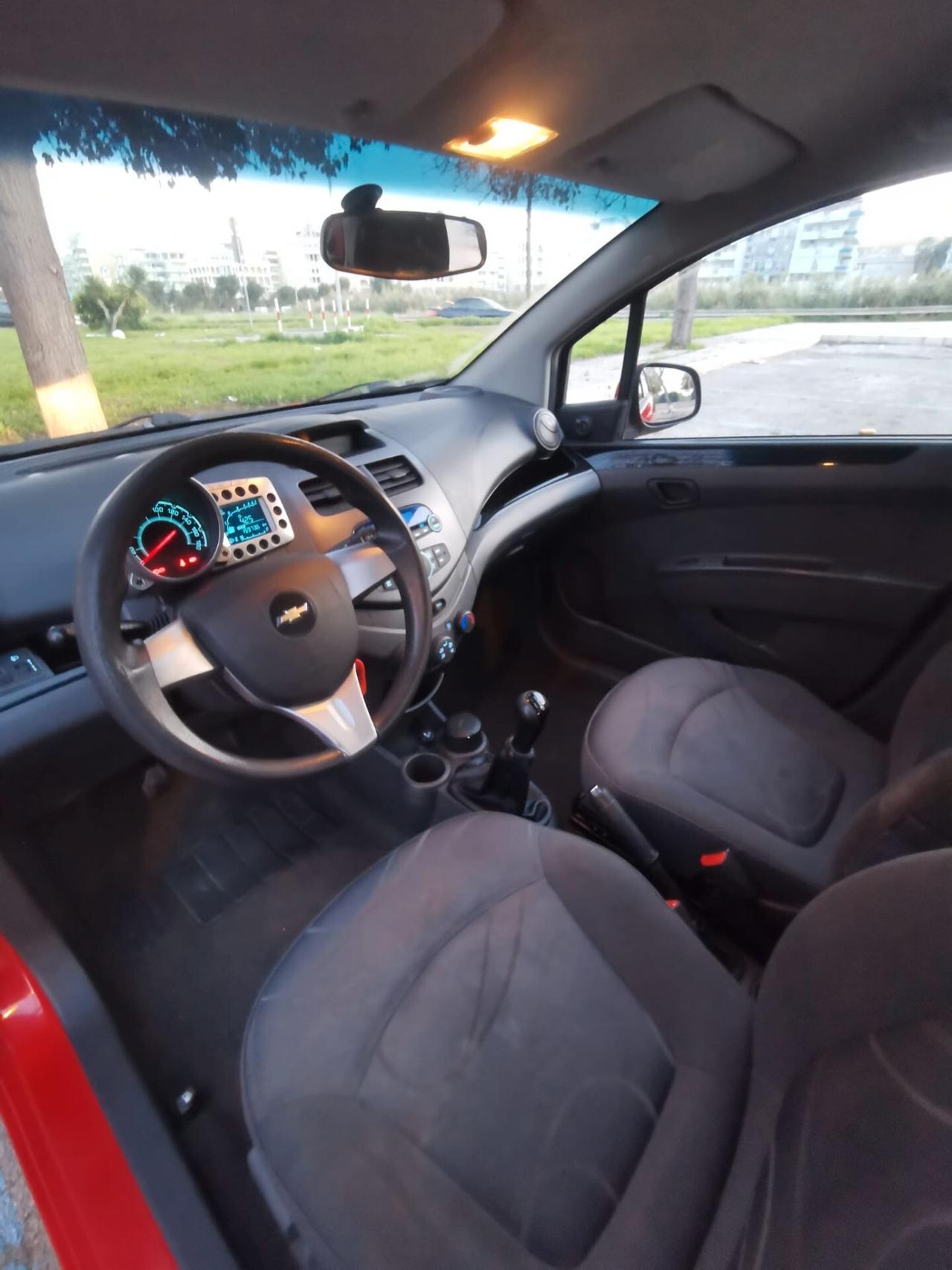 Chevrolet Spark 1.0 LS - 2012