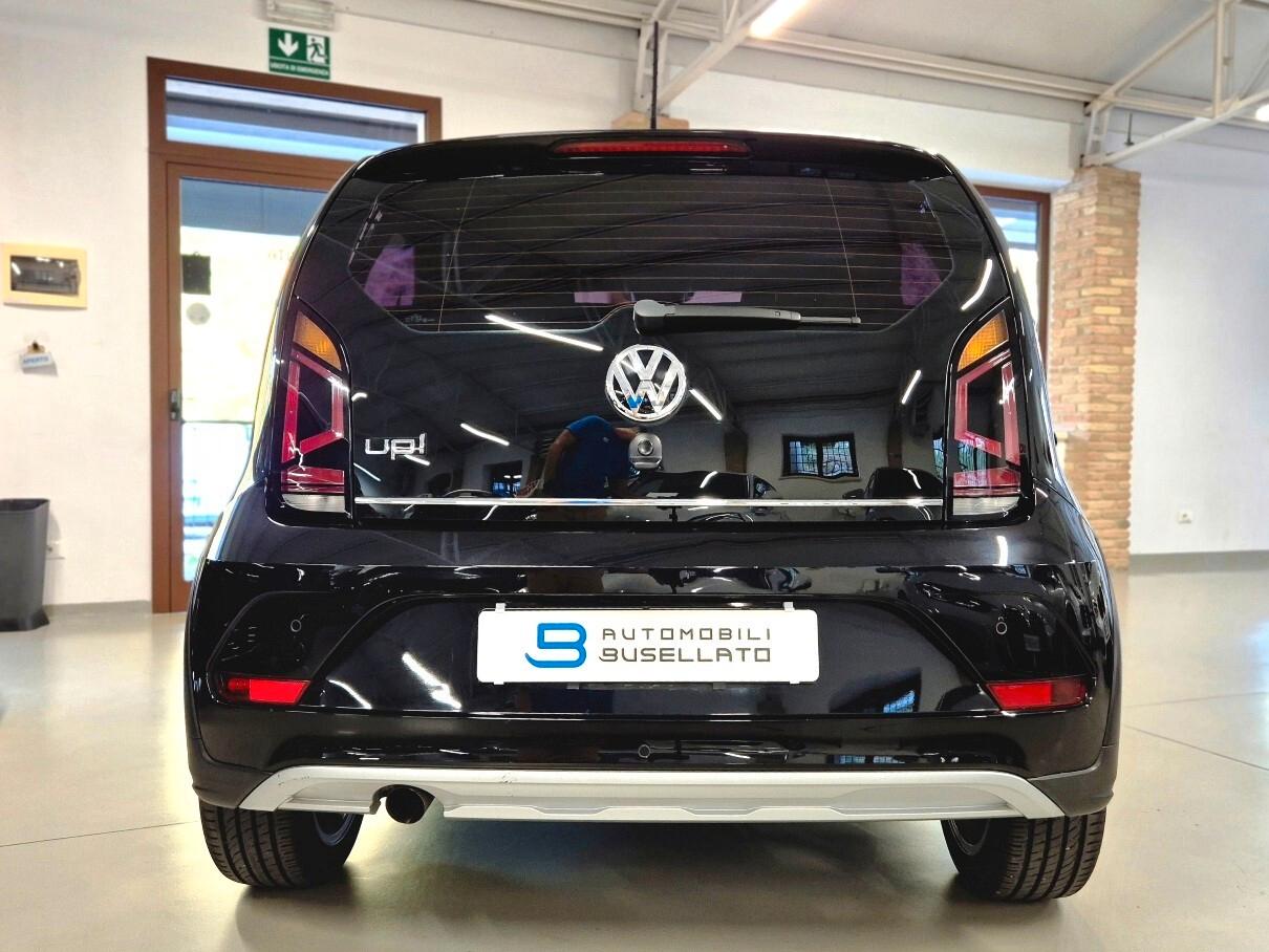 Volkswagen up! 1.0 75 CV 5p. cross BlueMotion Technology