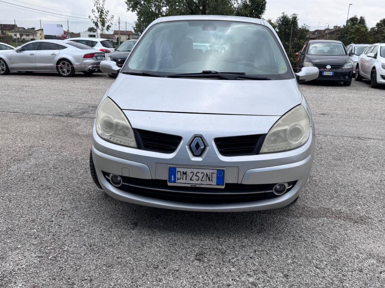 Renault Scenic Scénic 1.5 dCi/105CV 7 POSTI