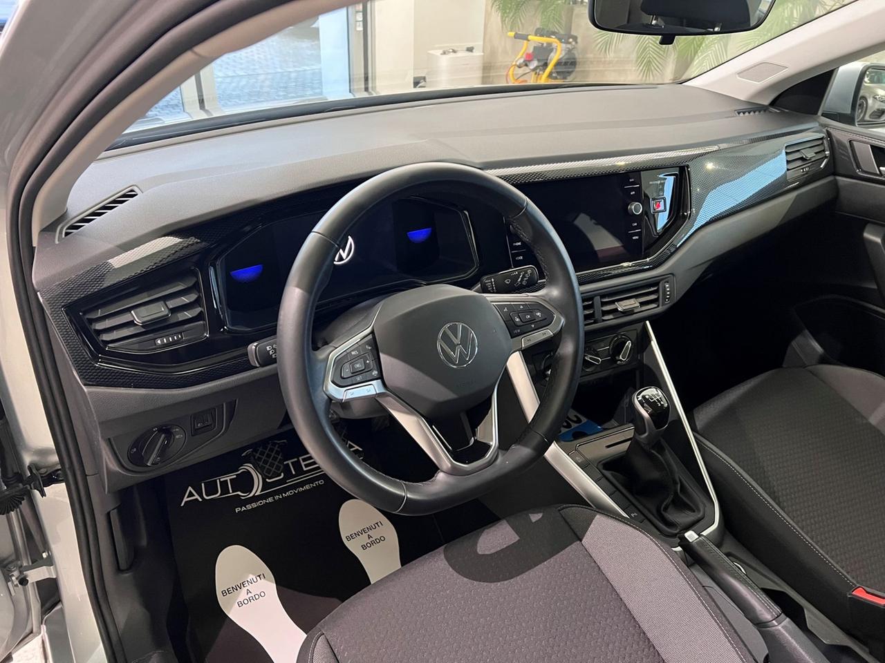 VOLKSWAGEN Polo VI 2022 1.0 tsi Life 95cv