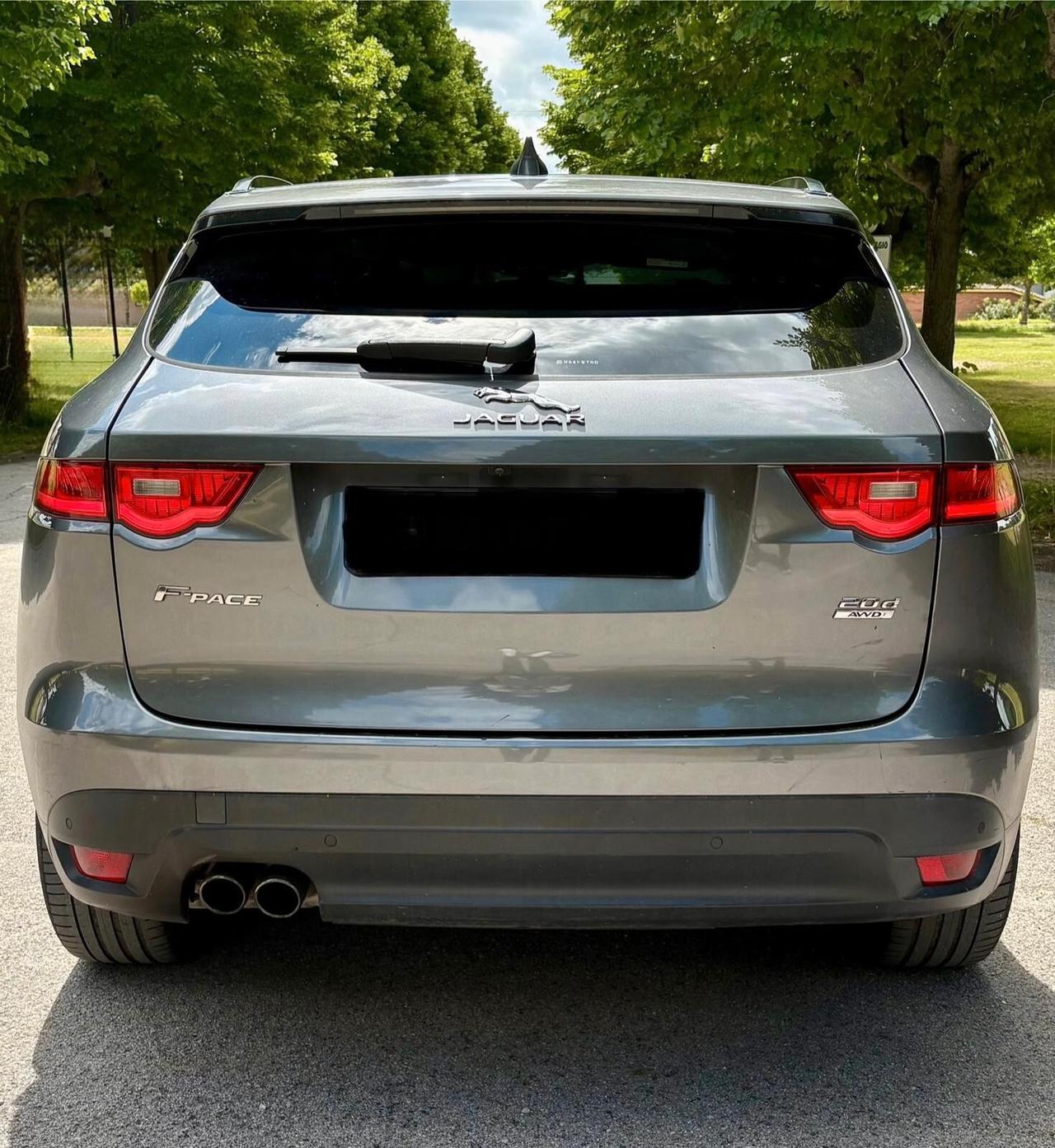 Jaguar F-Pace 2.0 D 180 CV AWD Automatic R-Sport