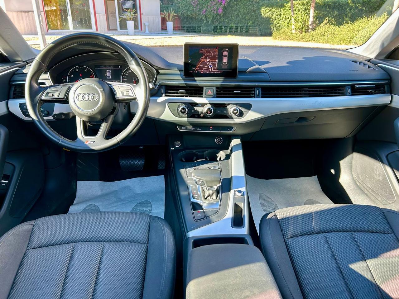 Audi A5 2.0 40 TDI Business Sport #3860