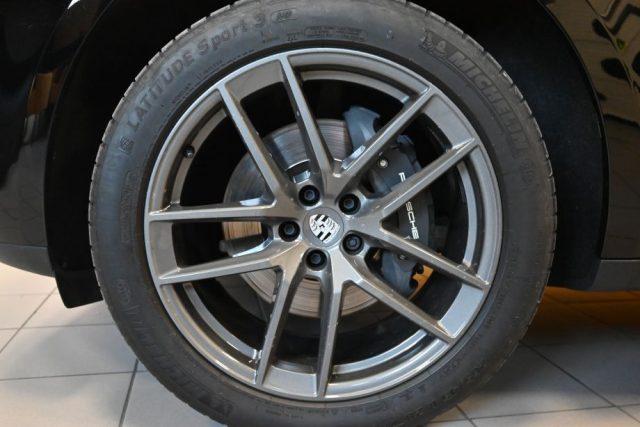 PORSCHE Macan T 2.0PDK 265CV TET.20"PASM CHRONO CAM RADAR GANCIO