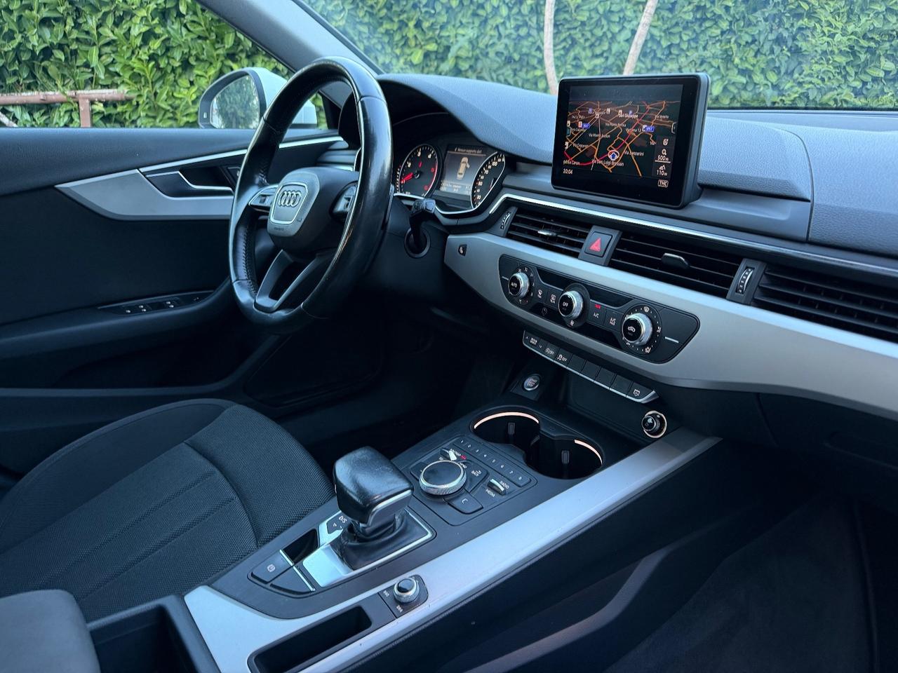 Audi A4 2.0 TDI 150 CV ULTRA EURO6